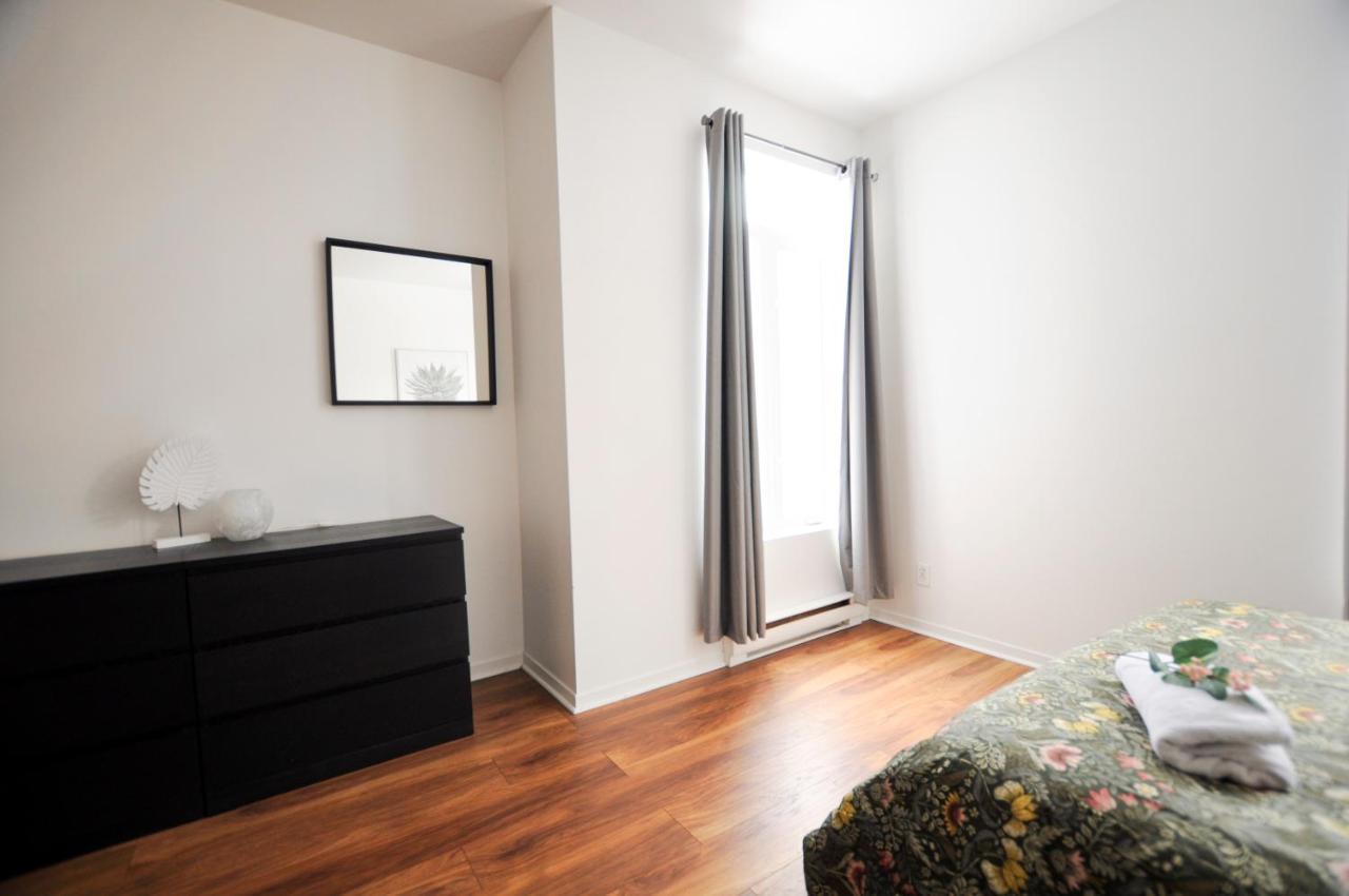 The 1810 - Spacious With Balcony - North Of Quebec Exterior photo