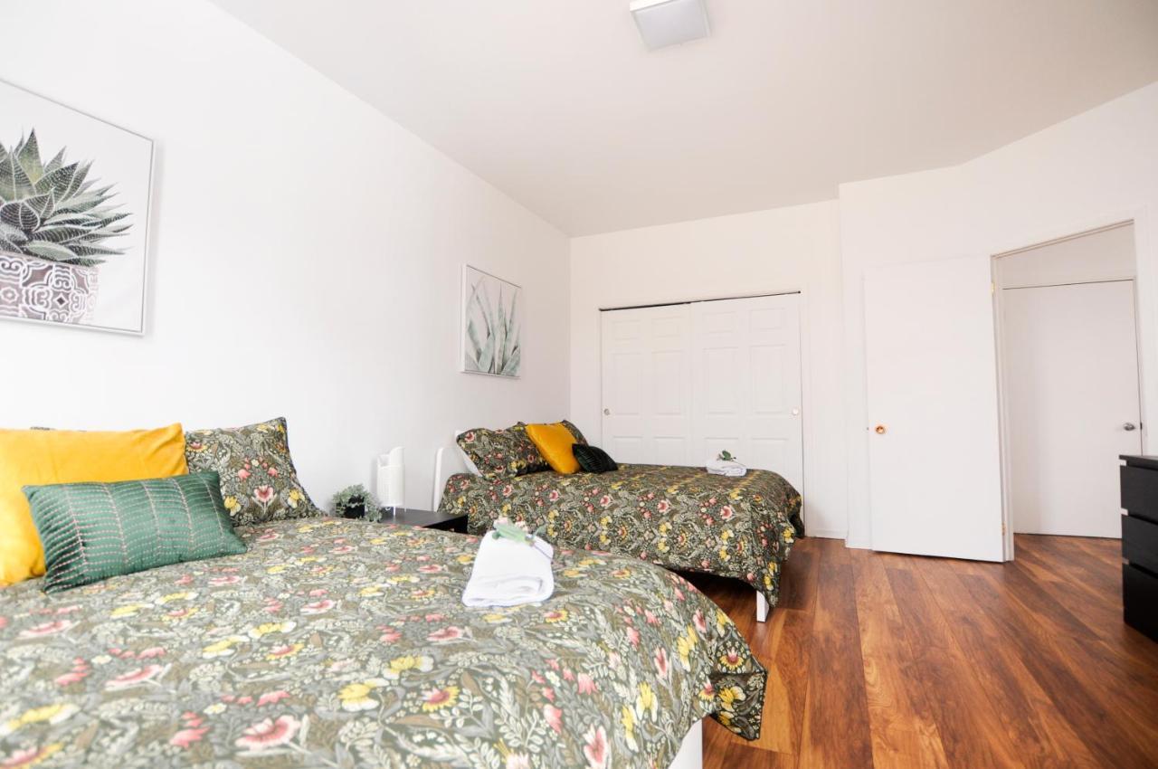 The 1810 - Spacious With Balcony - North Of Quebec Exterior photo